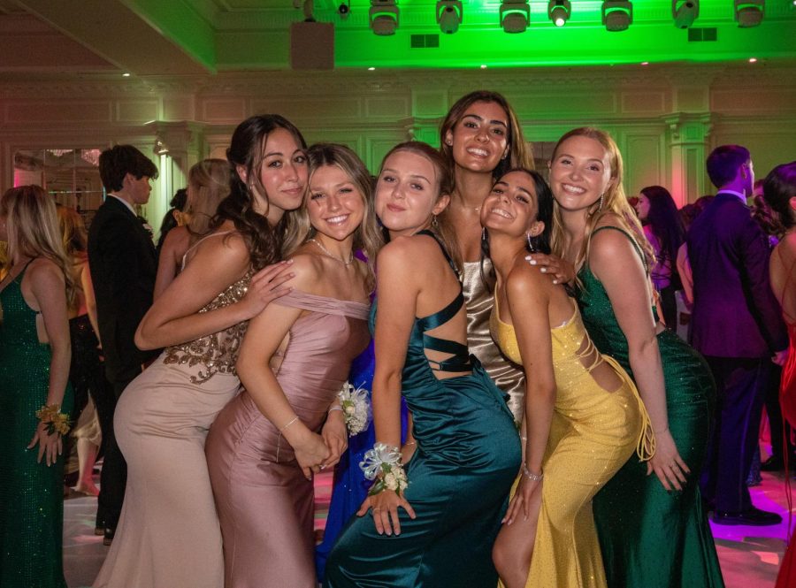 Senior prom was held on Tuesday, June 7th, at The Legacy Castle in Pequannock, New Jersey. 