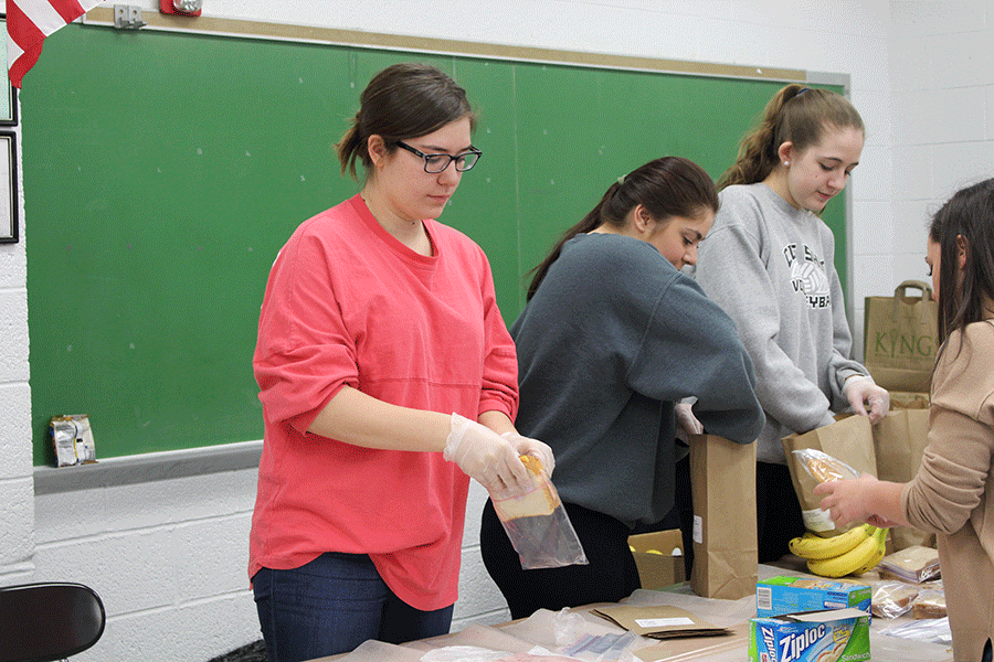 Formed in Mr. Matt Morones Period 4 Honors 2 class, members of PV Provide put together lunches to aid the homeless earlier this week.