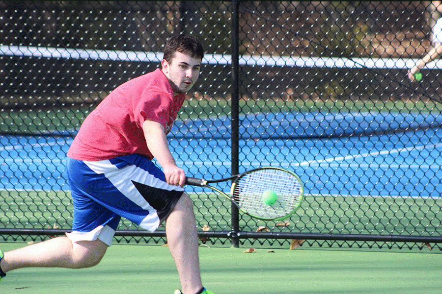 Junior Alec Corring prepares for tennis season.