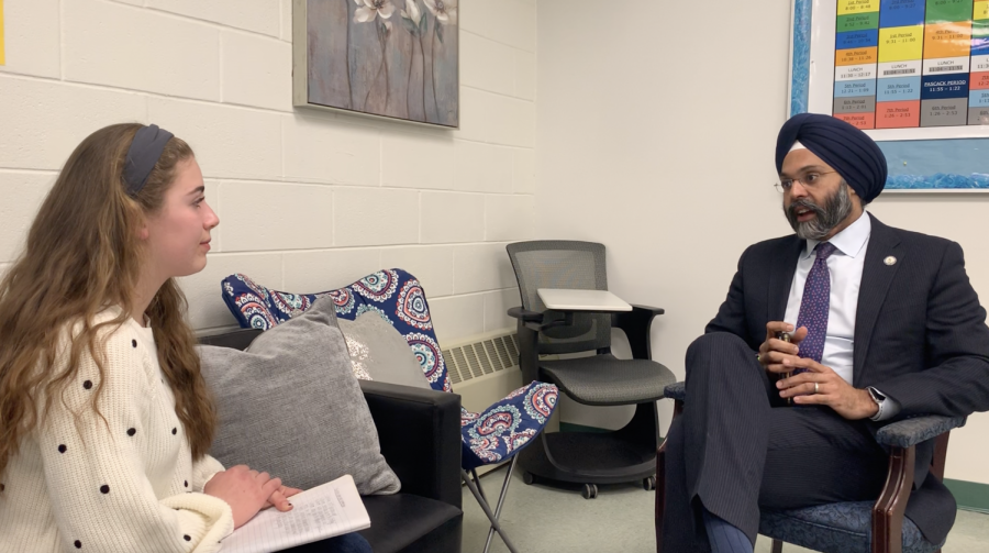 The first Sikh Attorney General, New Jerseys Gurbir Grewal spoke at Pascack Valleys Unity in the Valley event on Tuesday, March 19. Grewal chatted with Smoke Signal Editor in Chief Madison Gallo prior to the event. 