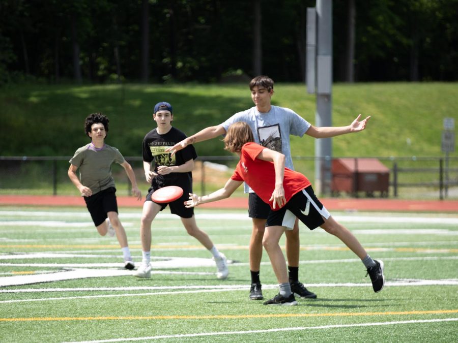 On June 3, 2022 PV held its final Valley Cup of the school year. Each class competed in games such as paper plane making and ultimate frisbee. 