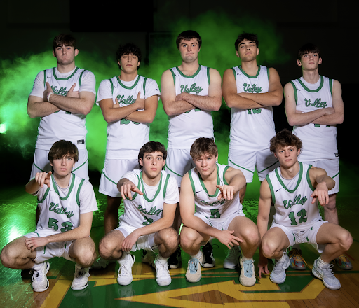 Pascack Valley boys basketball seniors together on media day